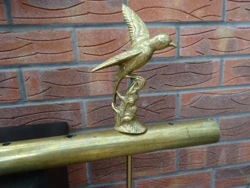 BIRD ON A BRANCH TILLER PIN